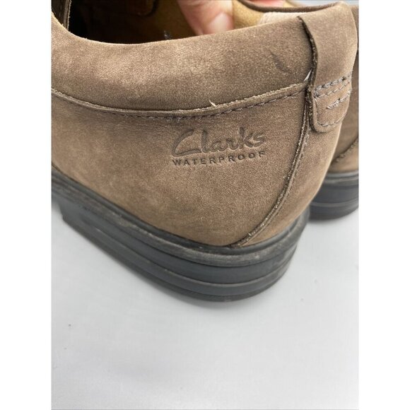 Clarks Mens Shoes 12‎ Brown Suede Waterproof Lace Up Oxfords Dress Casual Office - Picture 2 of 9